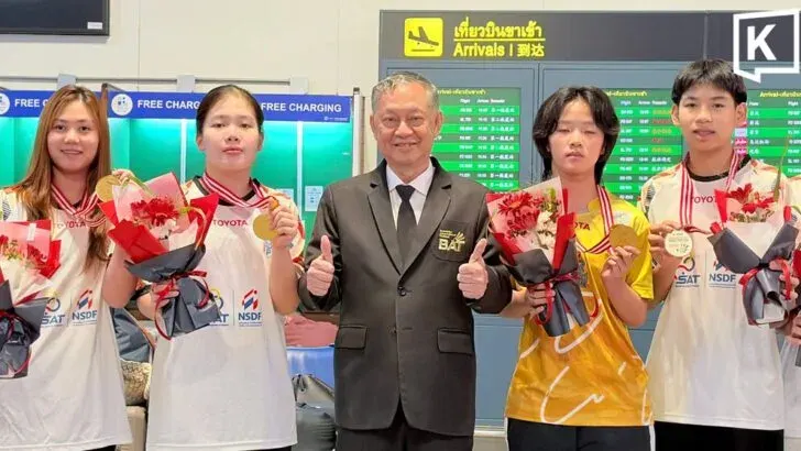 Thai Junior Badminton Team Wins Three Golds Abroad