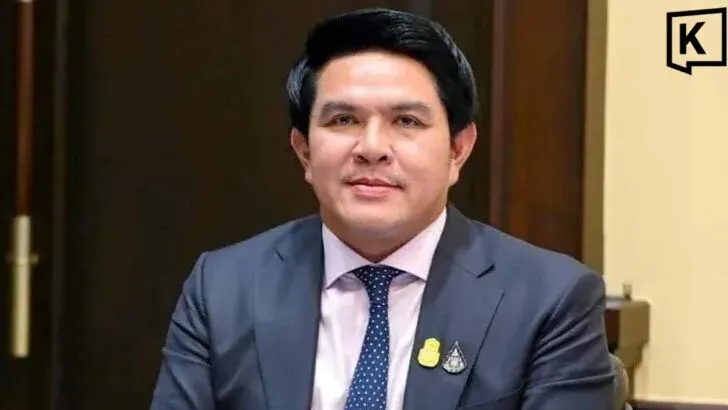 Thailand plans to scrap visa-free stay, cut duration