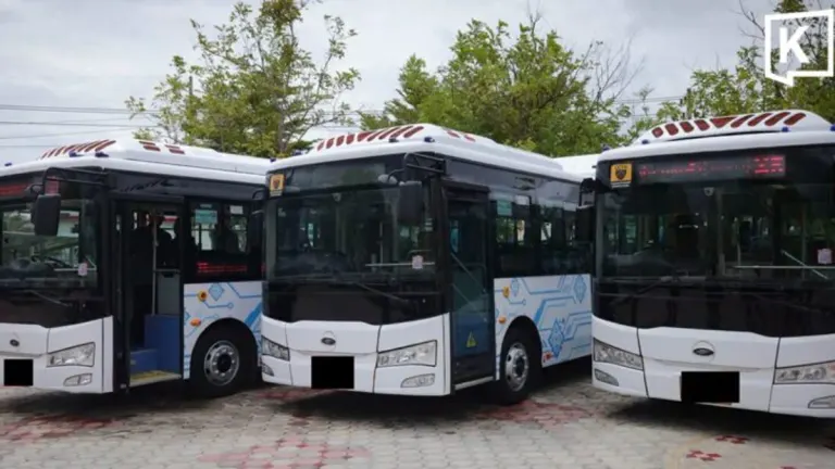 Lamphun Launches Six-Month Free Electric Bus Service