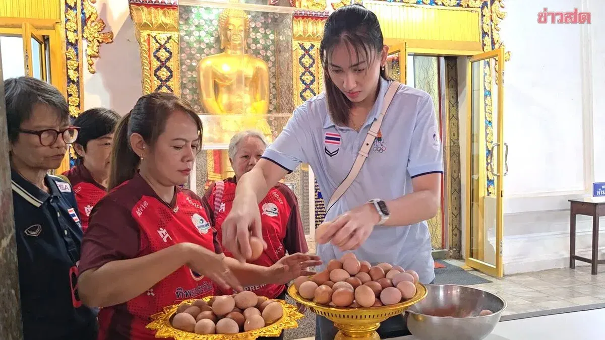 Thai Volleyball Star Returns Home After Asian Championship Win