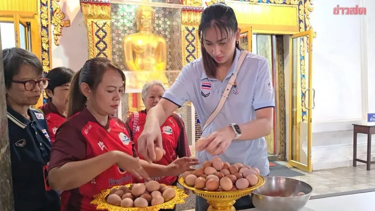 Thai Volleyball Star Returns Home After Asian Championship Win