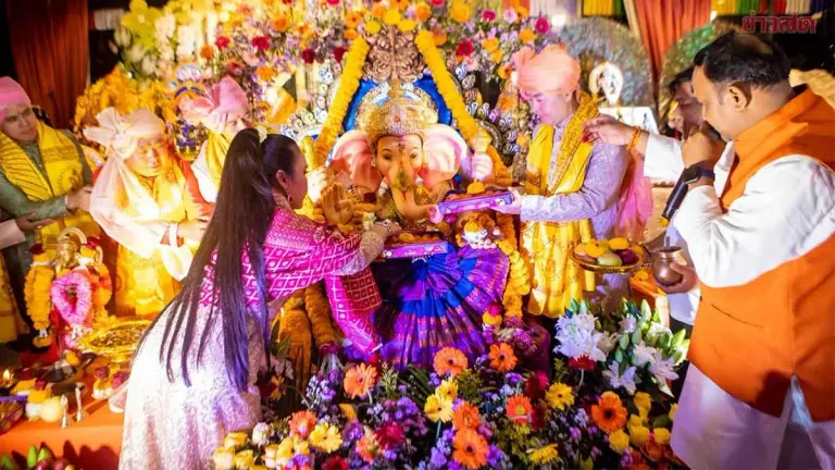 Devotees Gather for Hindu Ganesh Festival Fire Ceremony in Chonburi