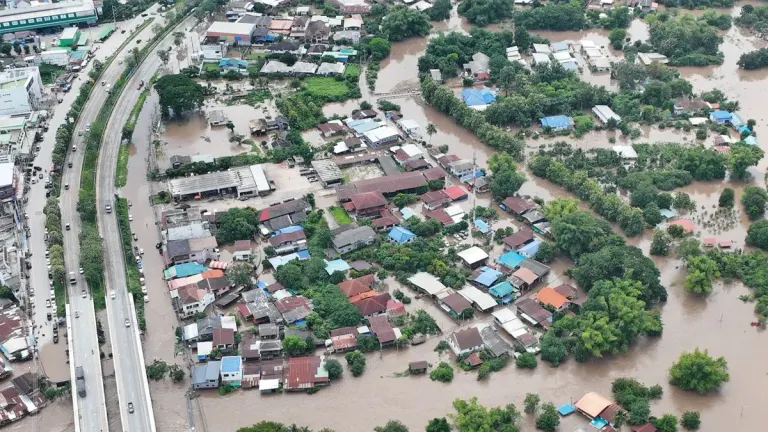 Thailand Backs 165 Billion Baht Flood Control Megaproject