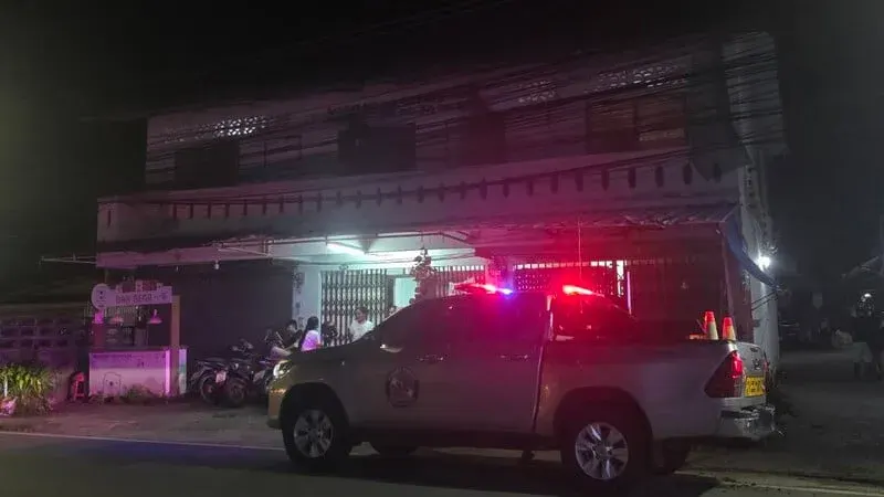 Foreigner Seriously Hurt After Rooftop Fall in Phuket