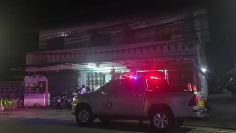 Foreigner Seriously Hurt After Rooftop Fall in Phuket