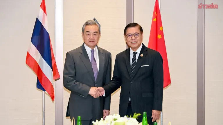 Wang Yi Reaffirms China Will Not Interfere in Thailand-Cambodia Relations, Pledges Support Across All Dimensions as Close Neighbors