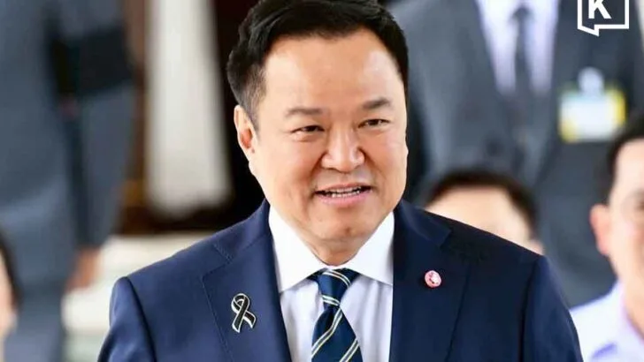 PM Anutin Seeks AI Investment in China Visit