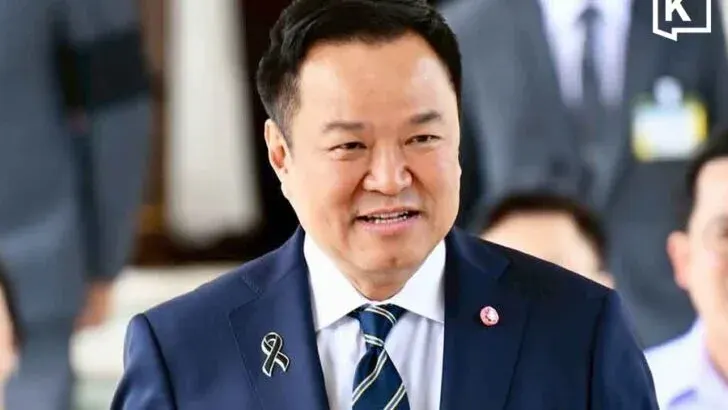 PM Anutin Seeks AI Investment in China Visit