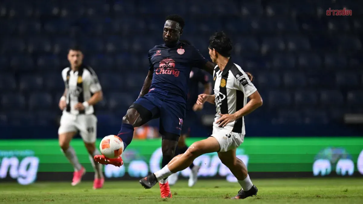 Buriram United Edge Rayong FC 3-2 with Late Goal