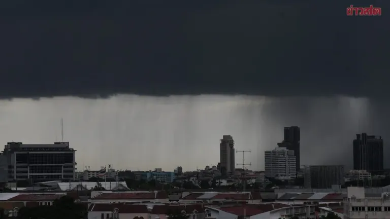 Heavy Rain Alert Issued For 52 Thai Provinces