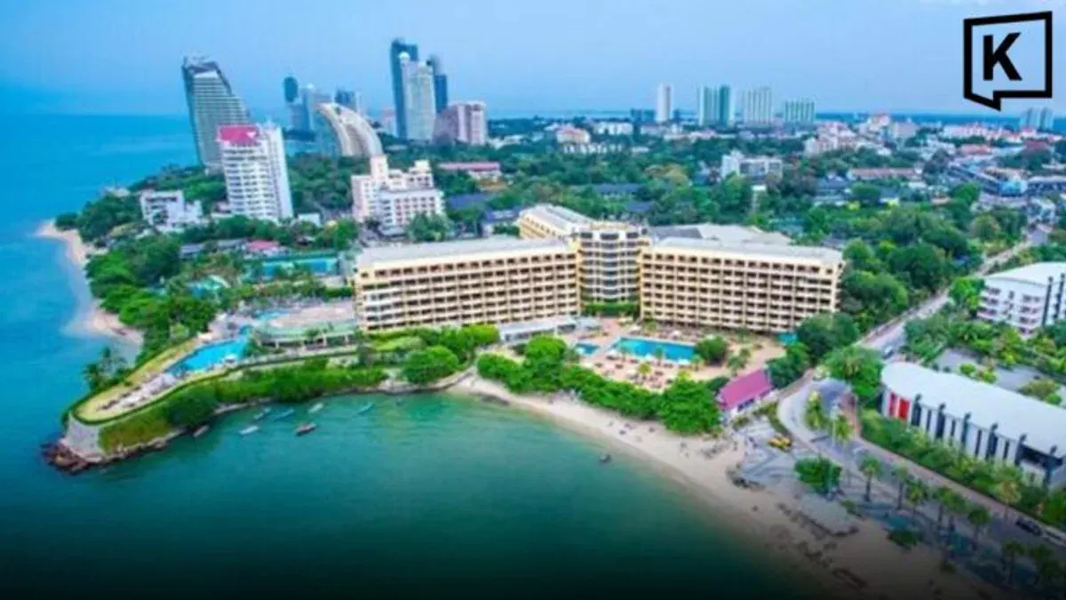 Thai Hotels Warn ASEAN Visitors May Fall 20% Amid Floods