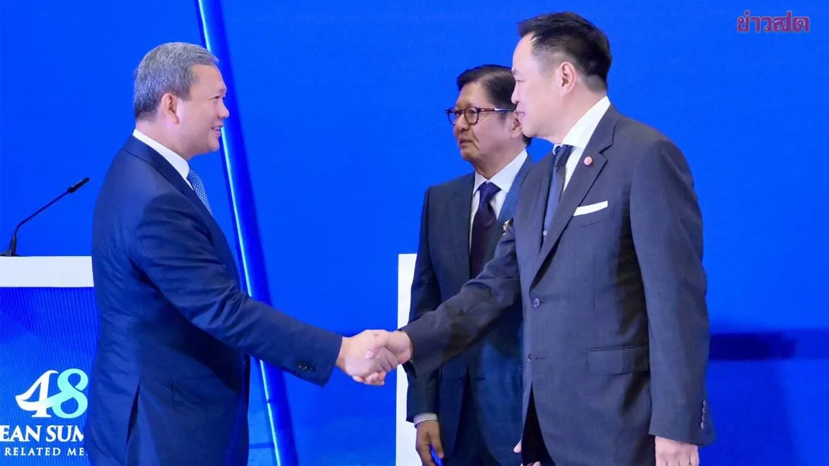 Anutin Holds Three-Way Talks in Philippines with Hun Manet to Advance Peace Based on Dialogue and Trust