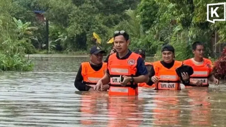Nationwide Flooding Affects 174,000 Families, Eight Dead