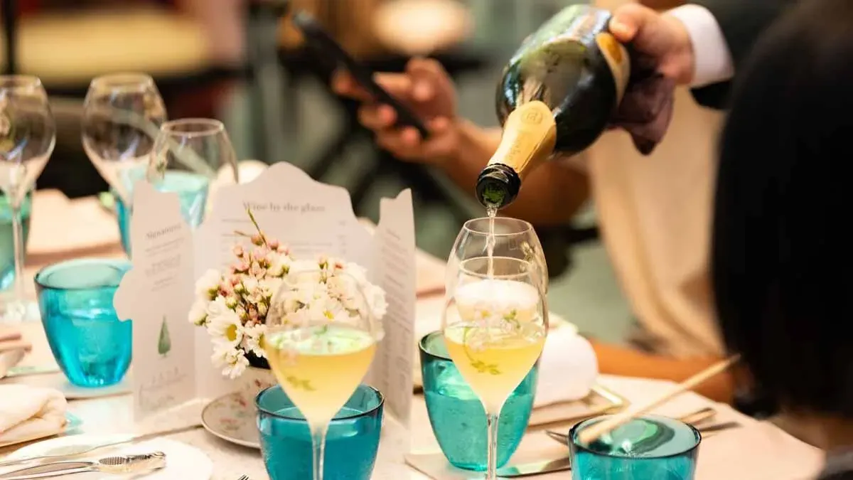 Perrier-Jouët Unveils 'Champagne in Bloom' Experience