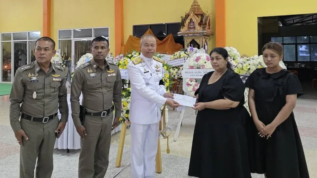 Police Officer Dies on Duty in Narathiwat, Foundation Provides Aid