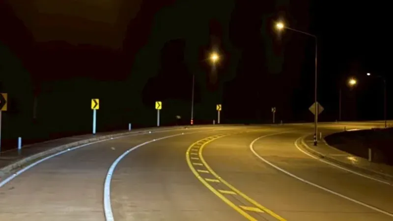Dimmed lights on rural roads ‘cut power costs by 40%’