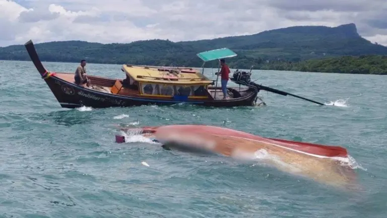 Longtail Boat Capsizes Off Krabi; All 12 Rescued